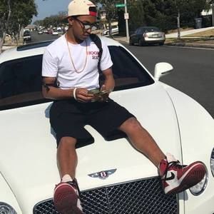 Meet your Posher, Anthony